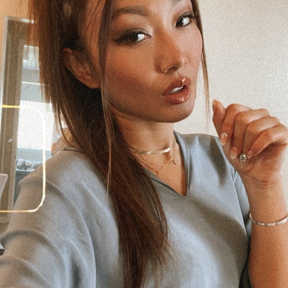 Women's loose fit blouse - Picture 2 of 6